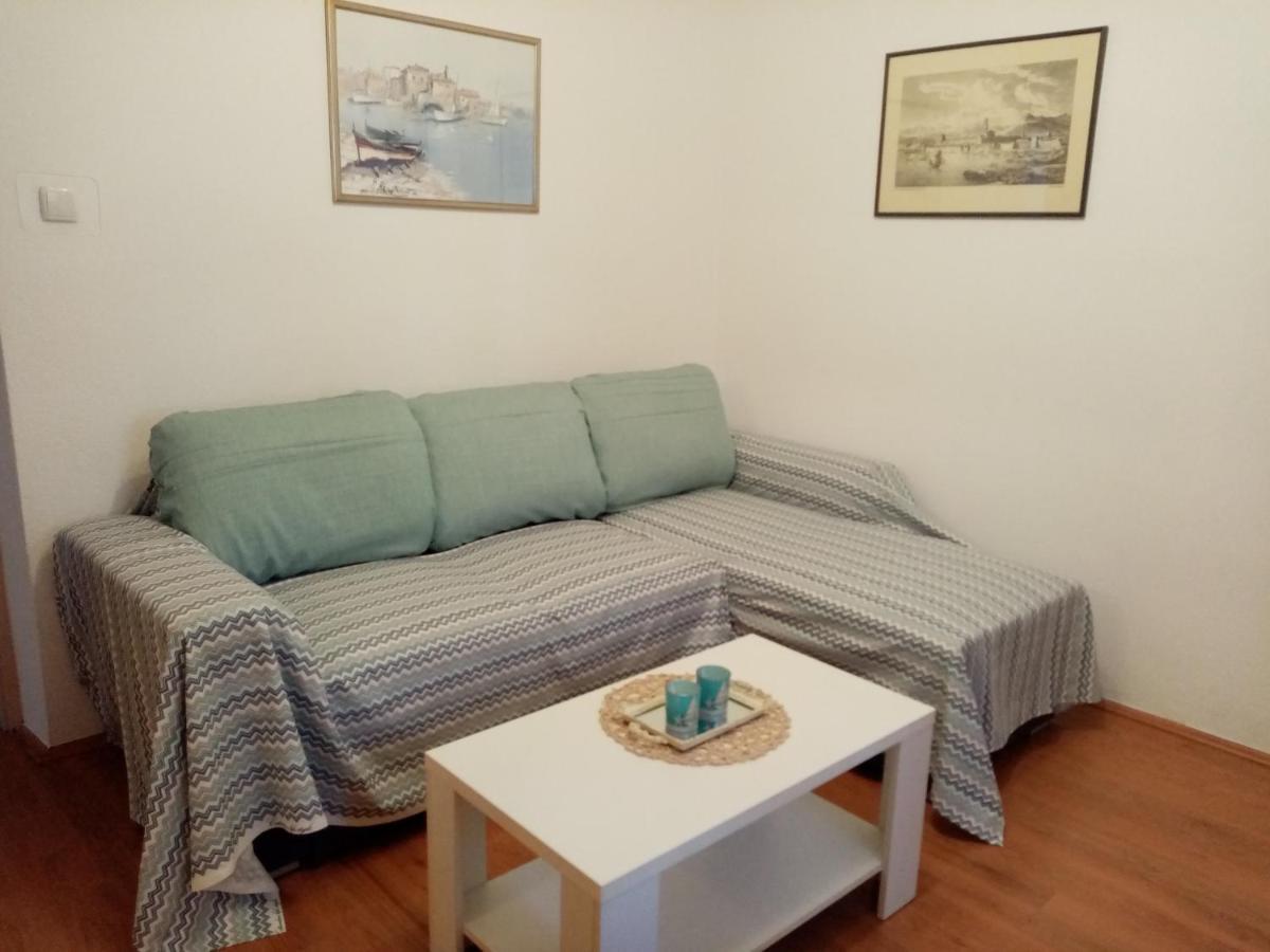 Tihana-Ground Floor With Large Terrace Makarska Esterno foto