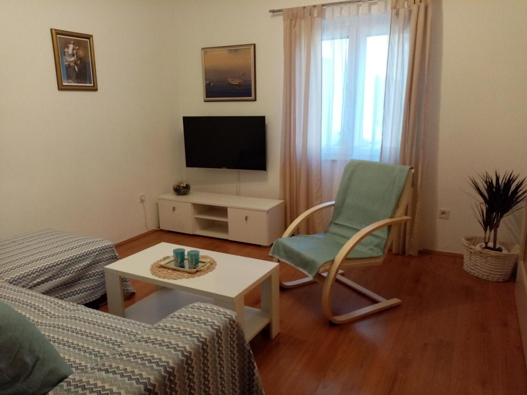 Tihana-Ground Floor With Large Terrace Makarska Esterno foto