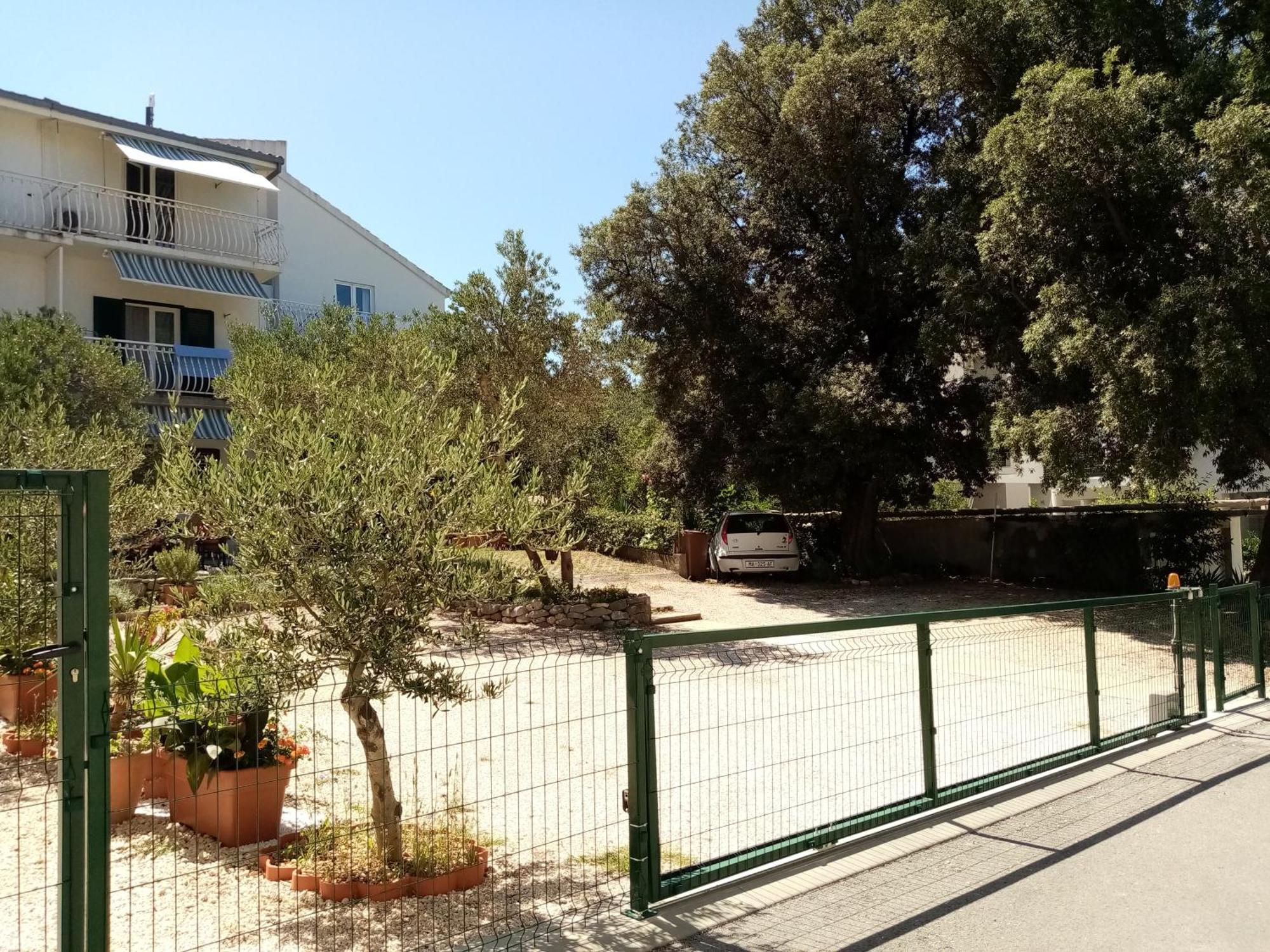 Tihana-Ground Floor With Large Terrace Makarska Esterno foto